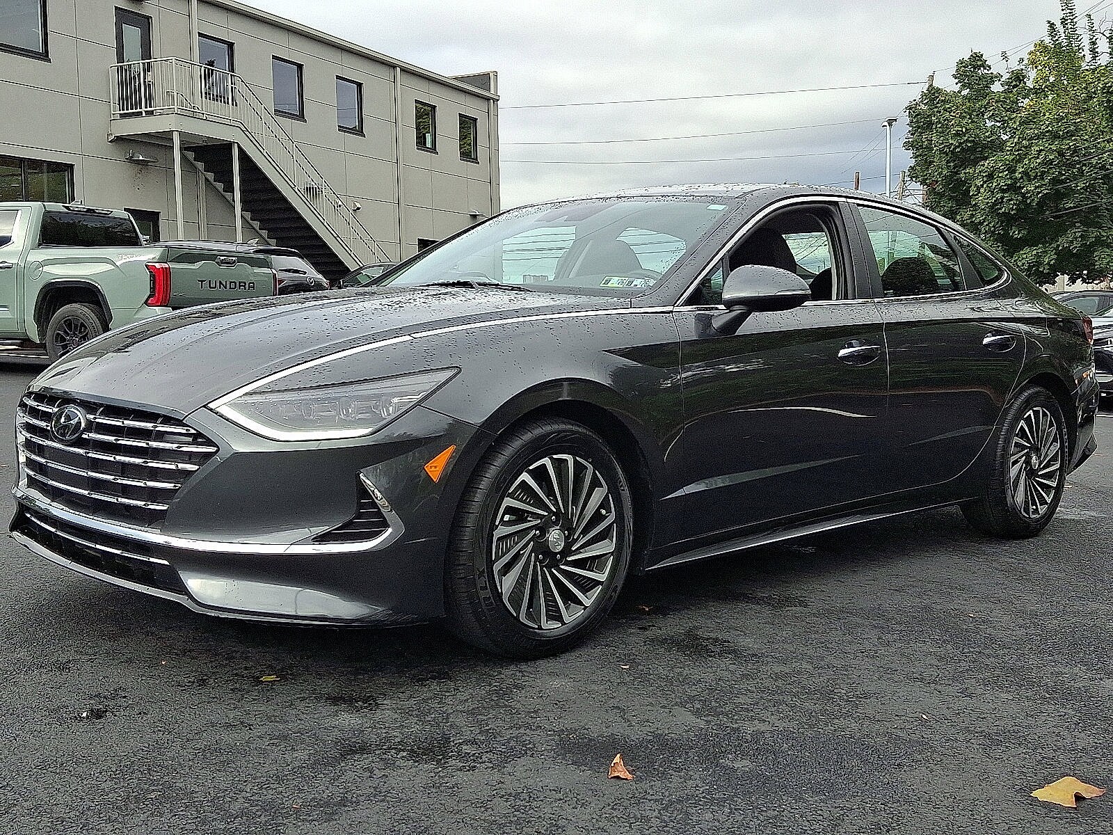 2023 Hyundai Sonata Hybrid SEL photo 3