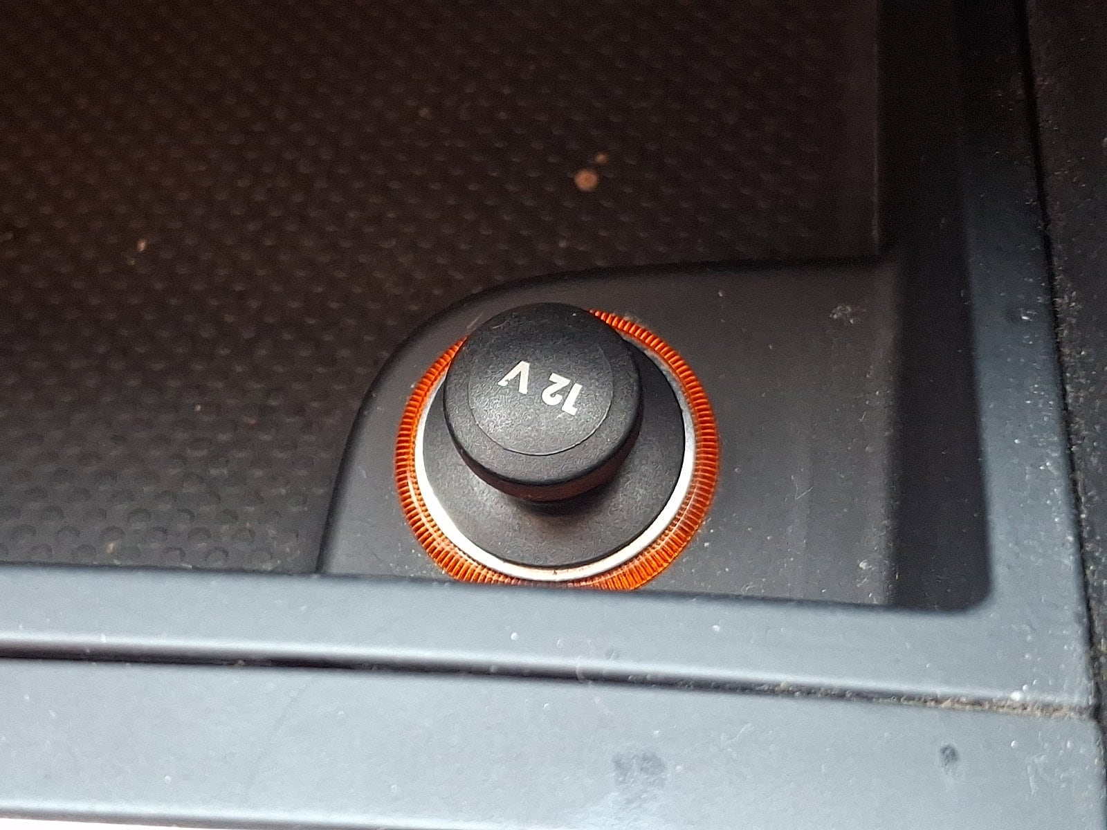 2014 Volkswagen Passat S - Photo 25