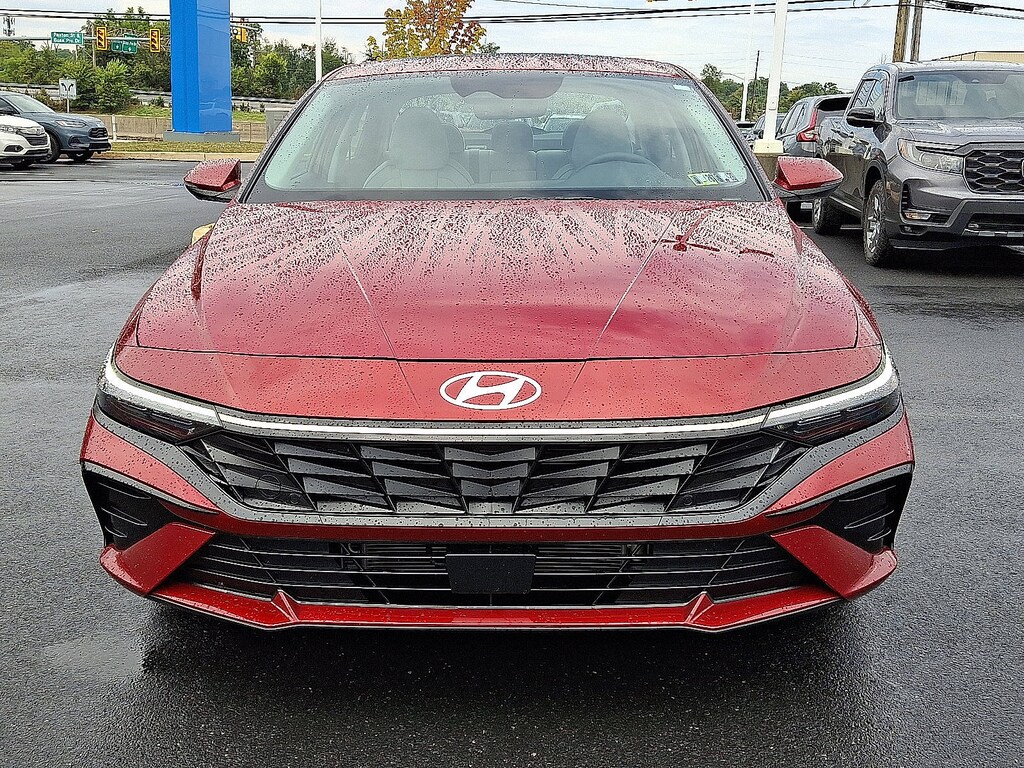 Certified 2025 Hyundai Elantra Hybrid Limited Limited DCT