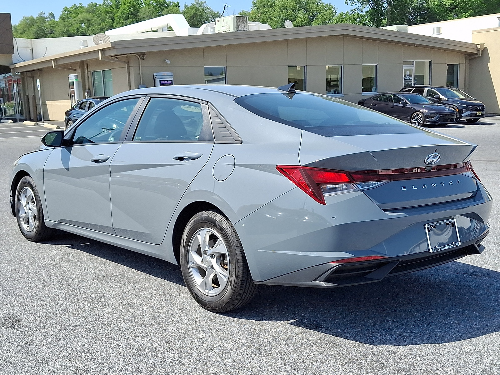 2021 Hyundai Elantra SE - Photo 7