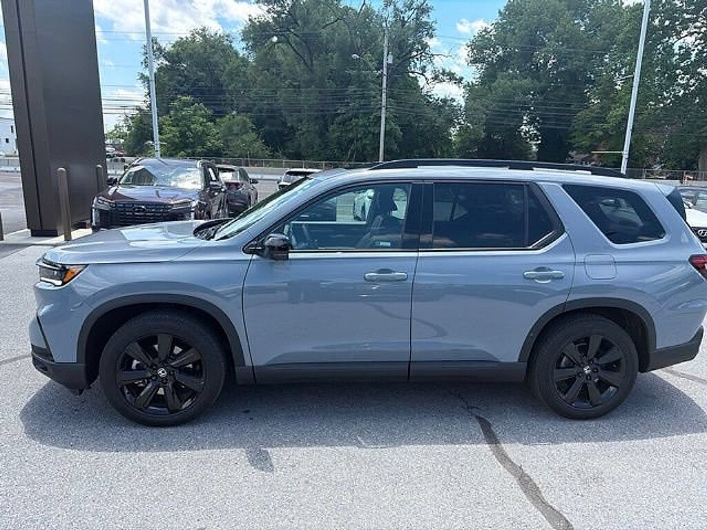 Used 2025 Honda Pilot Black Edition Black Edition AWD