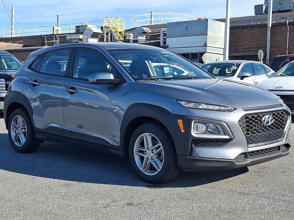 2021 Hyundai Kona SE photo 3