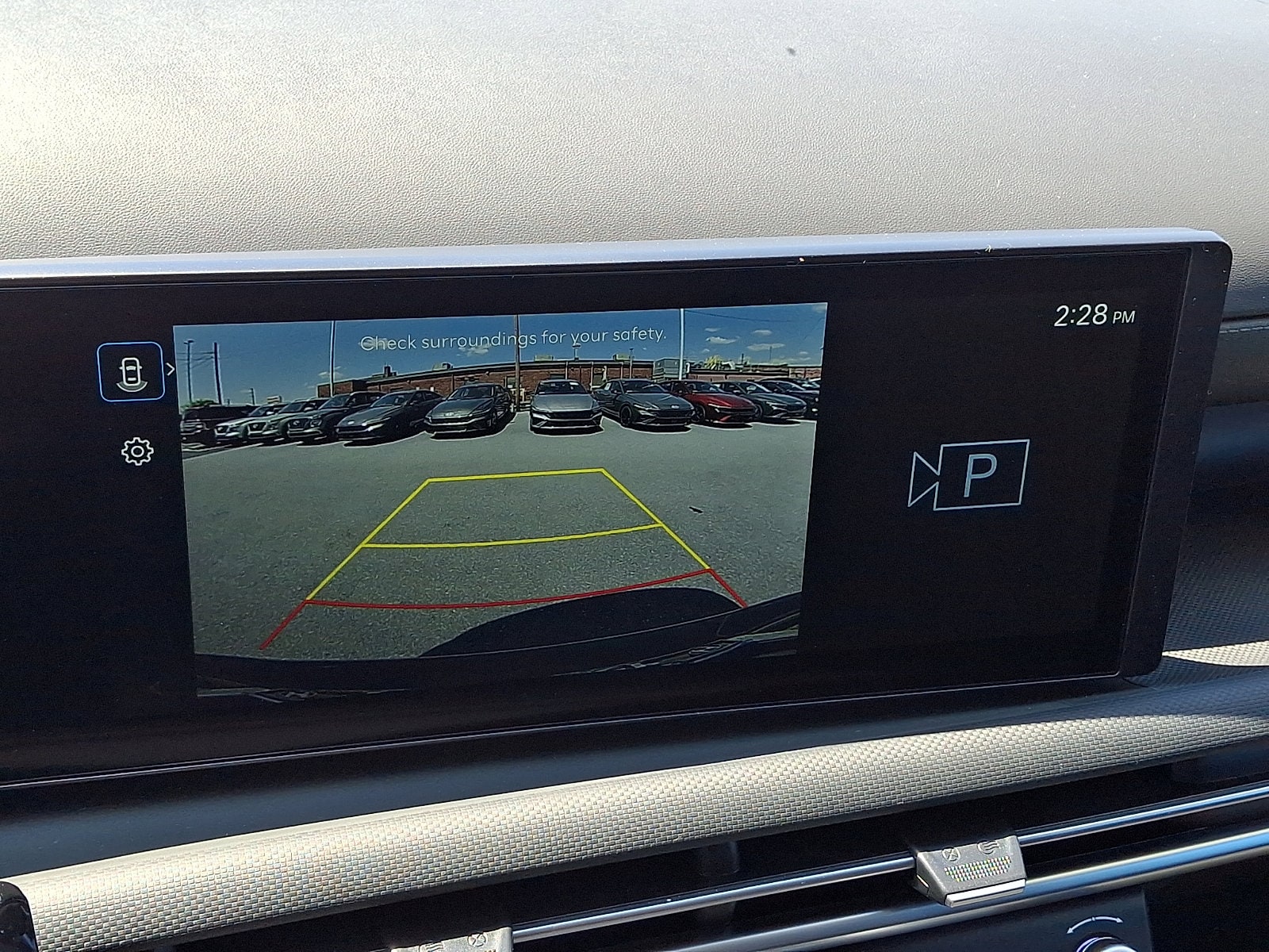 2025 Hyundai Tucson SE - Photo 17