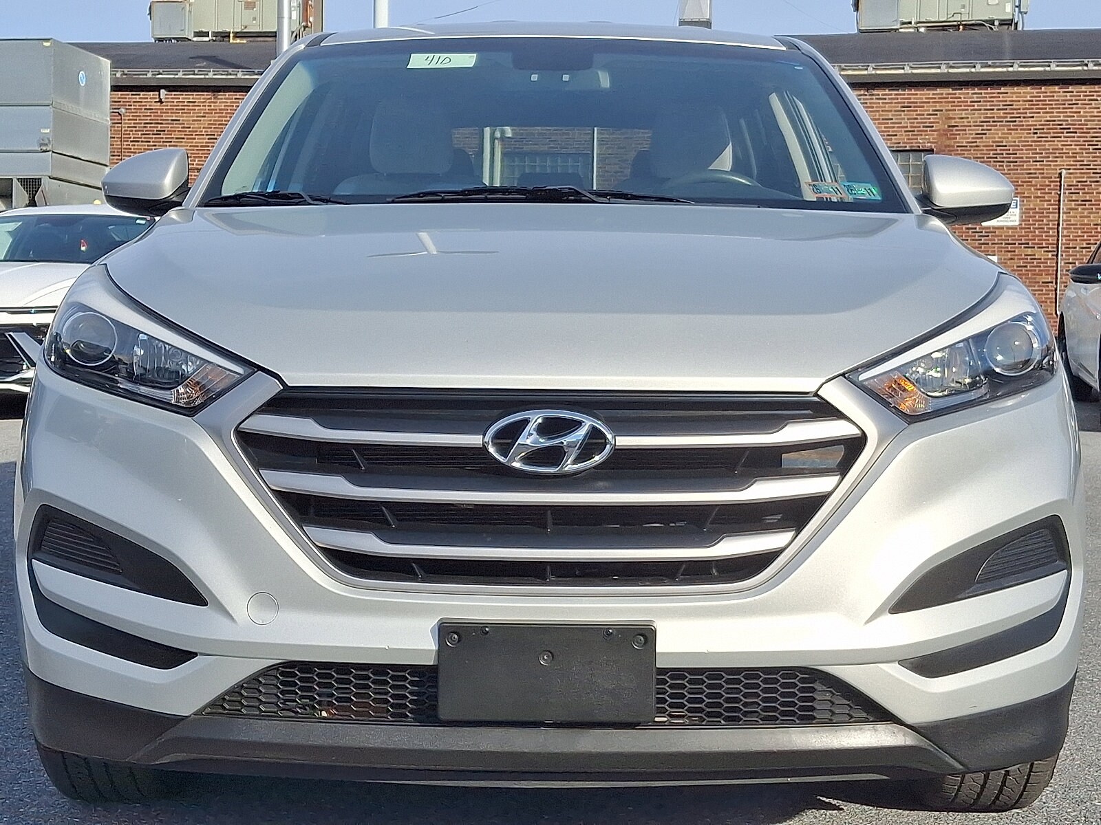 2018 Hyundai Tucson SE photo 2