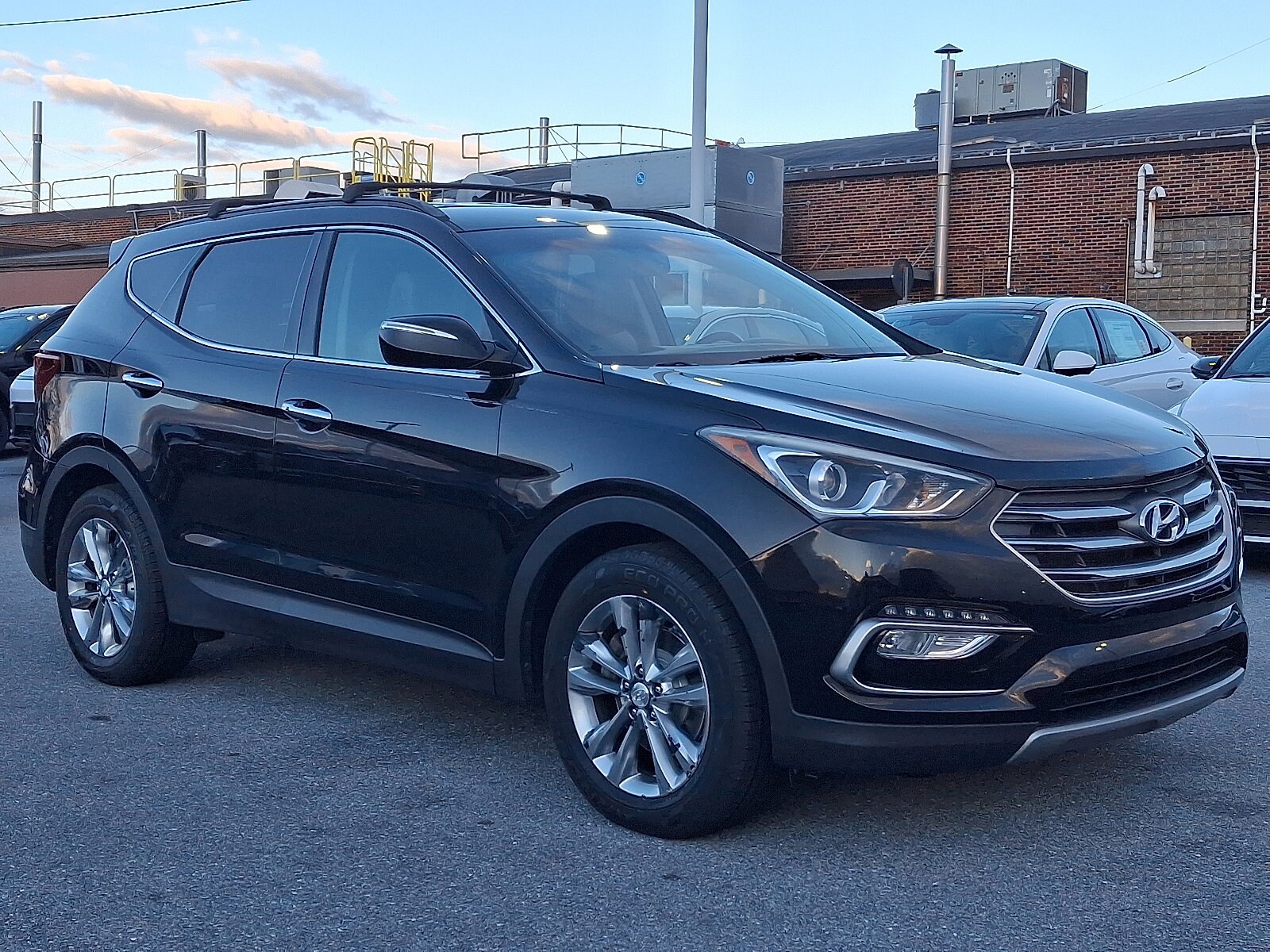 2018 Hyundai Santa Fe Sport 2.0T photo 3