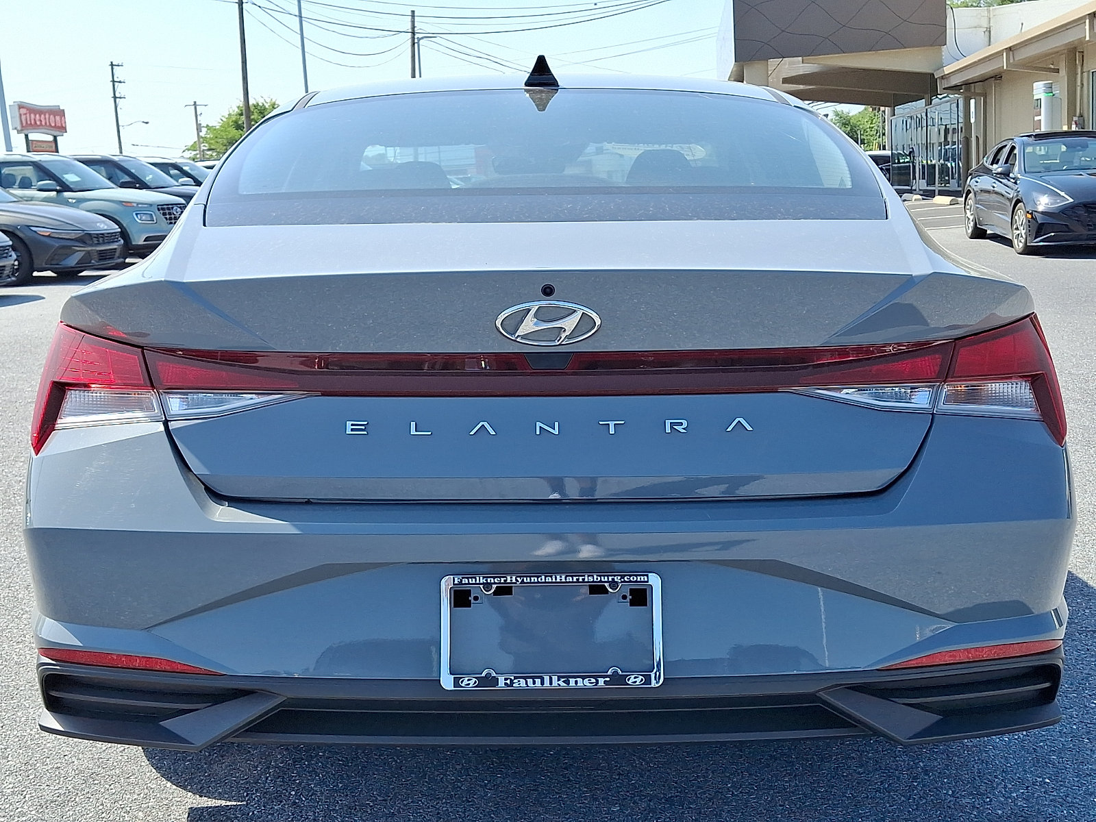 2021 Hyundai Elantra SE - Photo 6