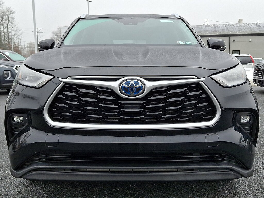 Used 2020 Toyota Highlander Hybrid XLE Hybrid XLE AWD