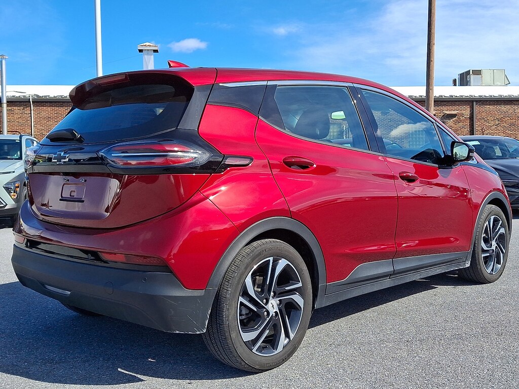 Used 2023 Chevrolet Bolt EV 2LT Wagon