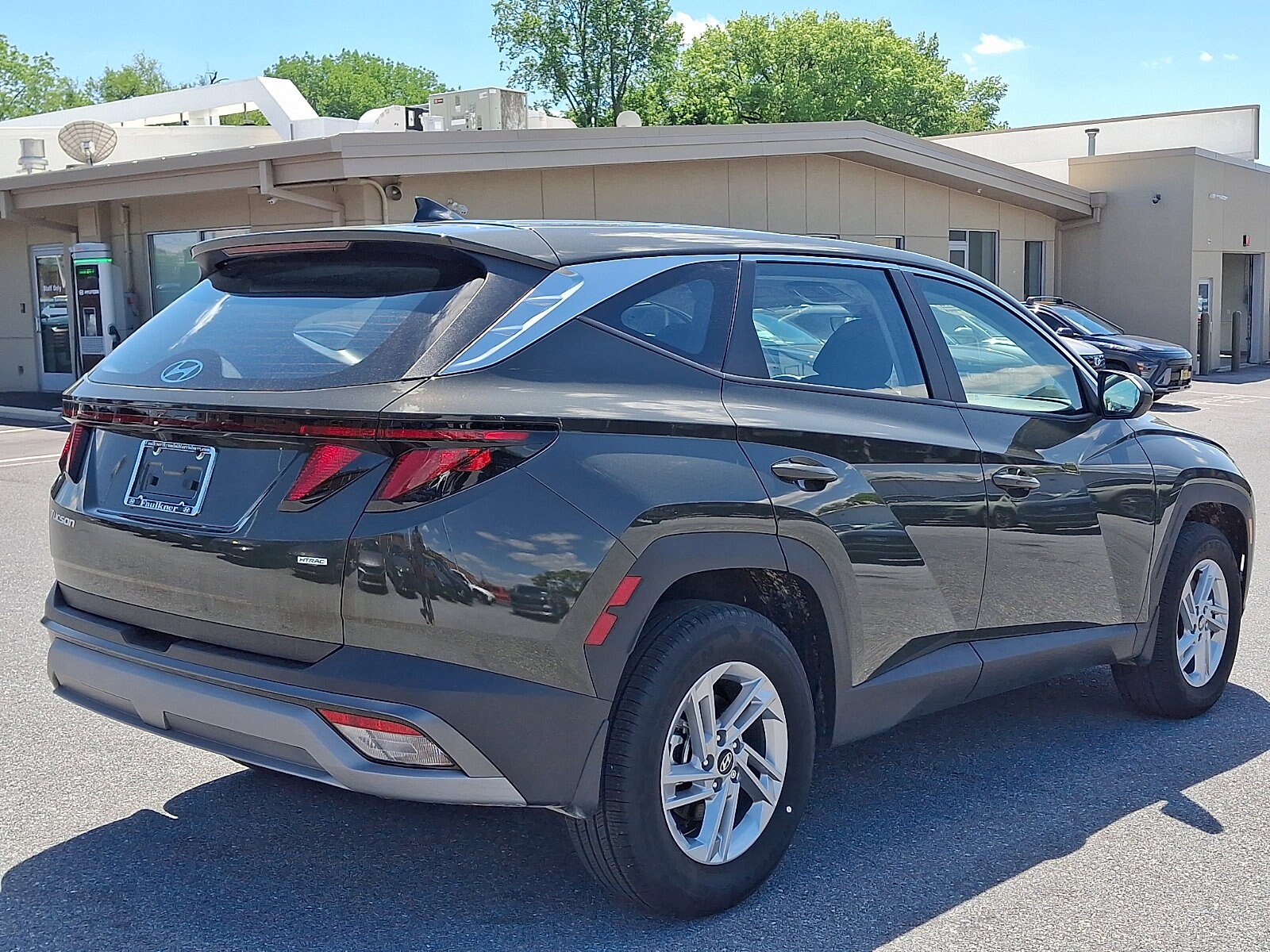 2025 Hyundai Tucson SE - Photo 4