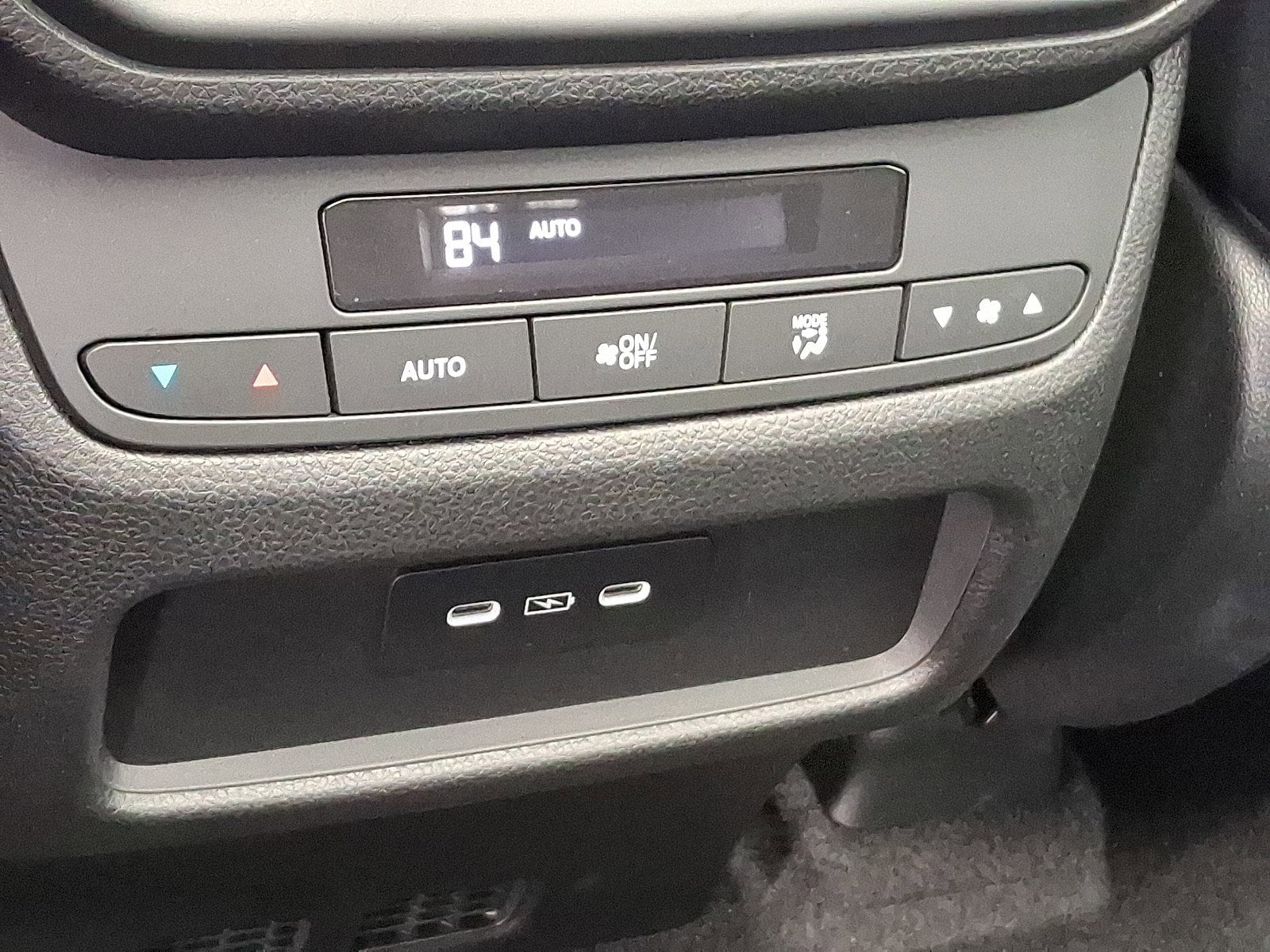 2025 Honda Pilot Touring - Photo 11