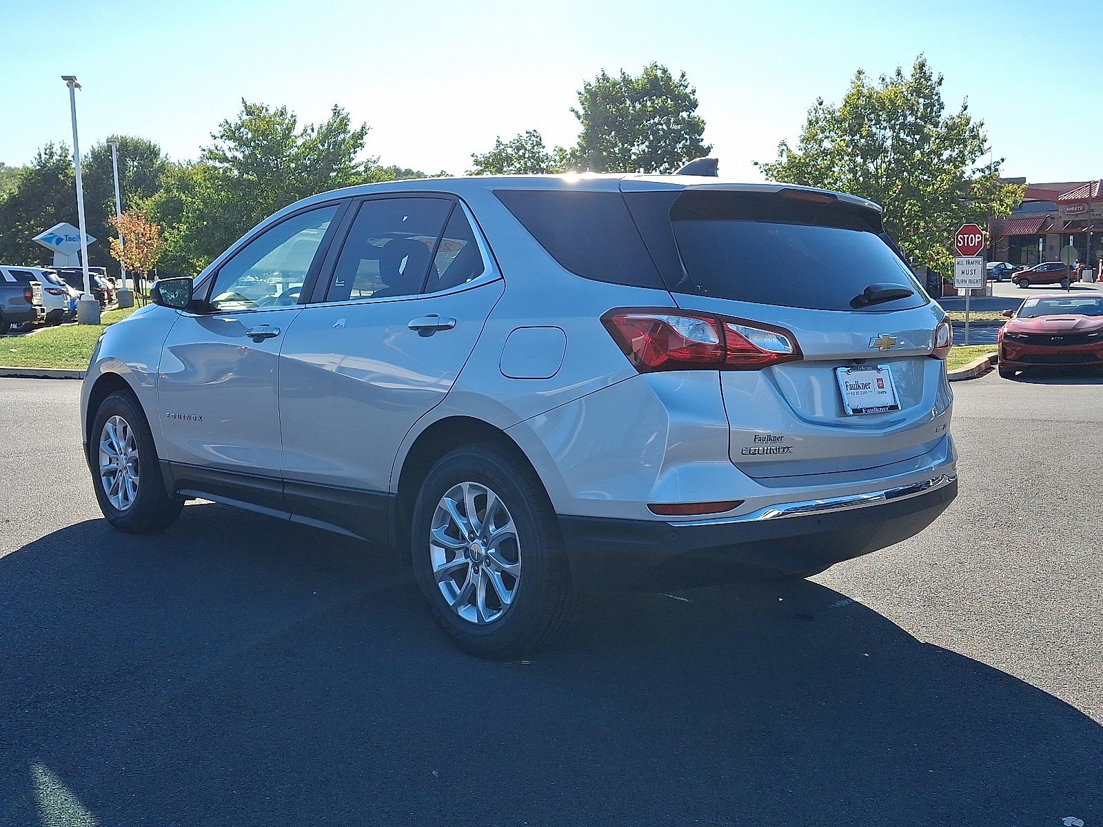 2021 Chevrolet Equinox LT photo 2