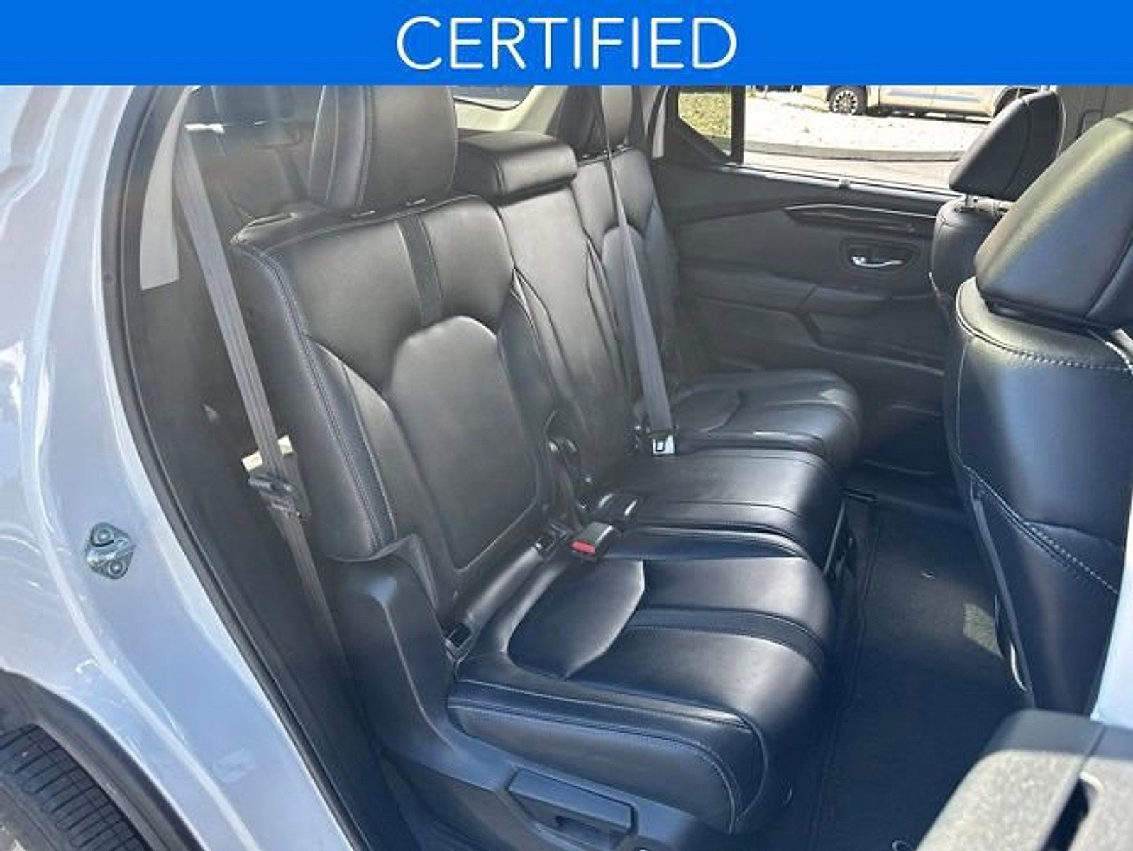 2023 Honda Pilot Touring - Photo 17