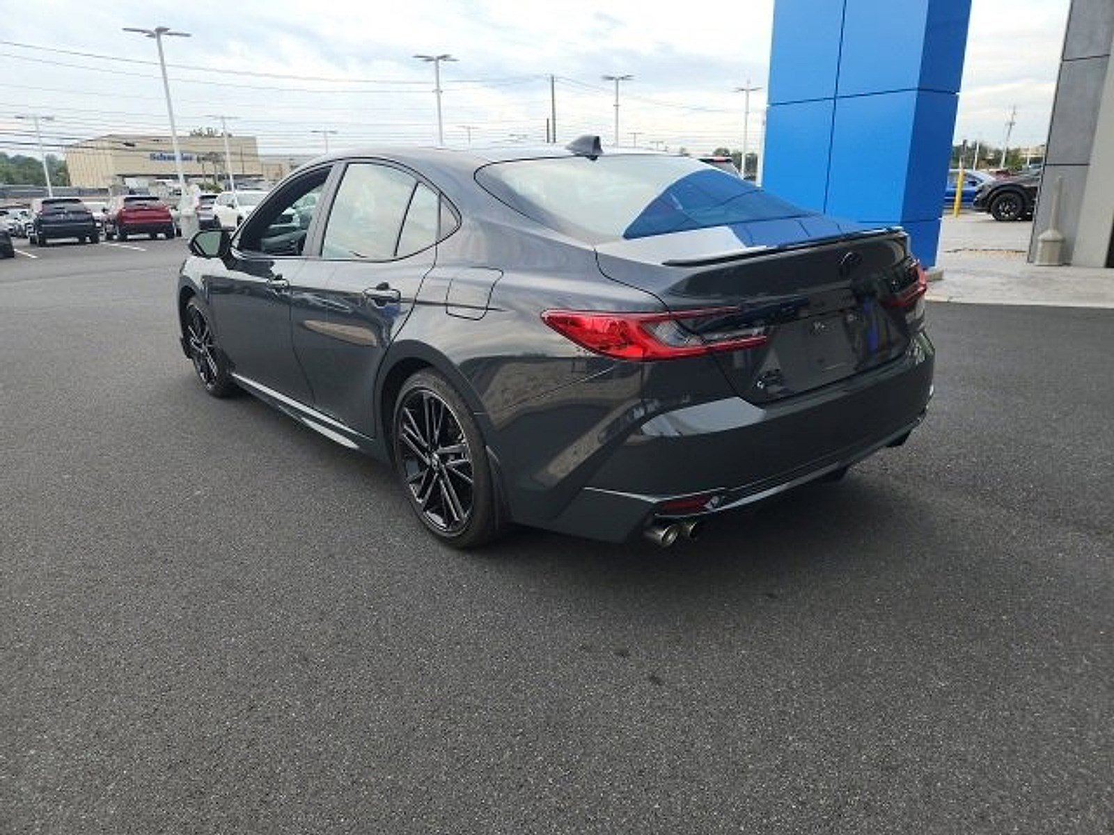 2025 Toyota Camry XSE photo 3
