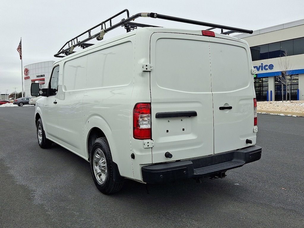 Used 2021 Nissan NV Cargo SV NV2500 HD Standard Roof V8 SV
