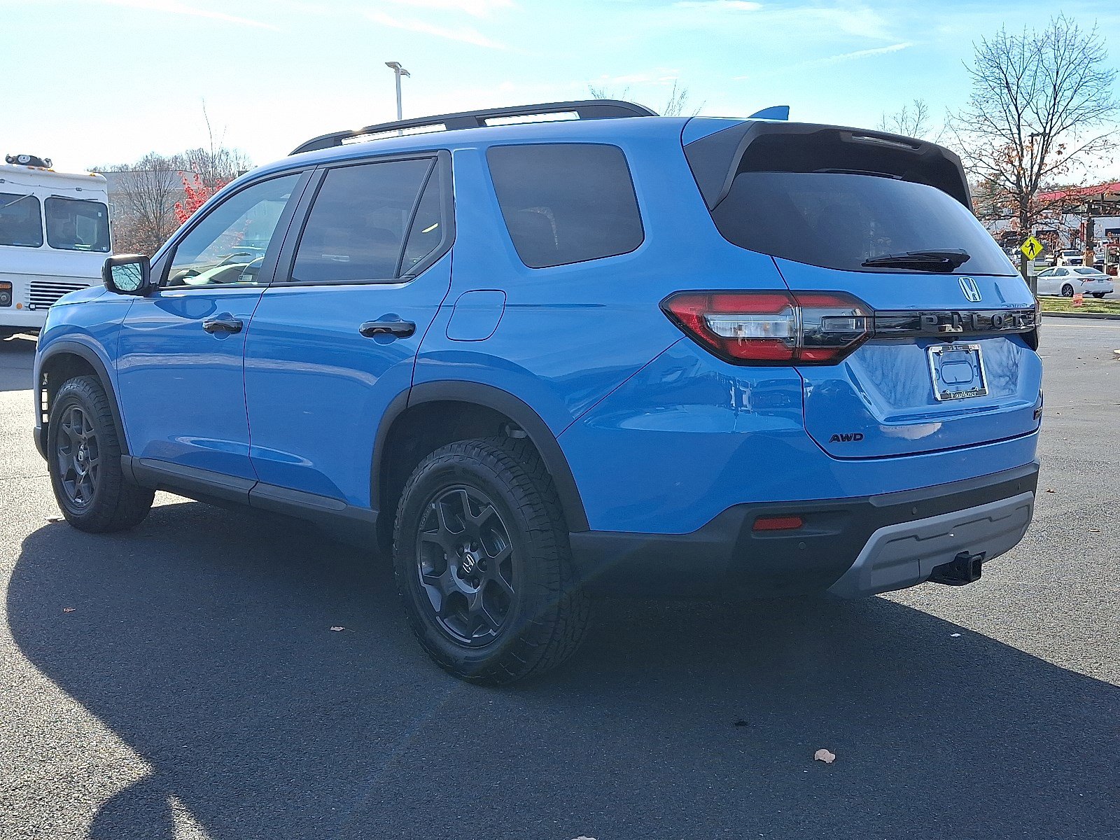 2025 Honda Pilot TrailSport photo 4