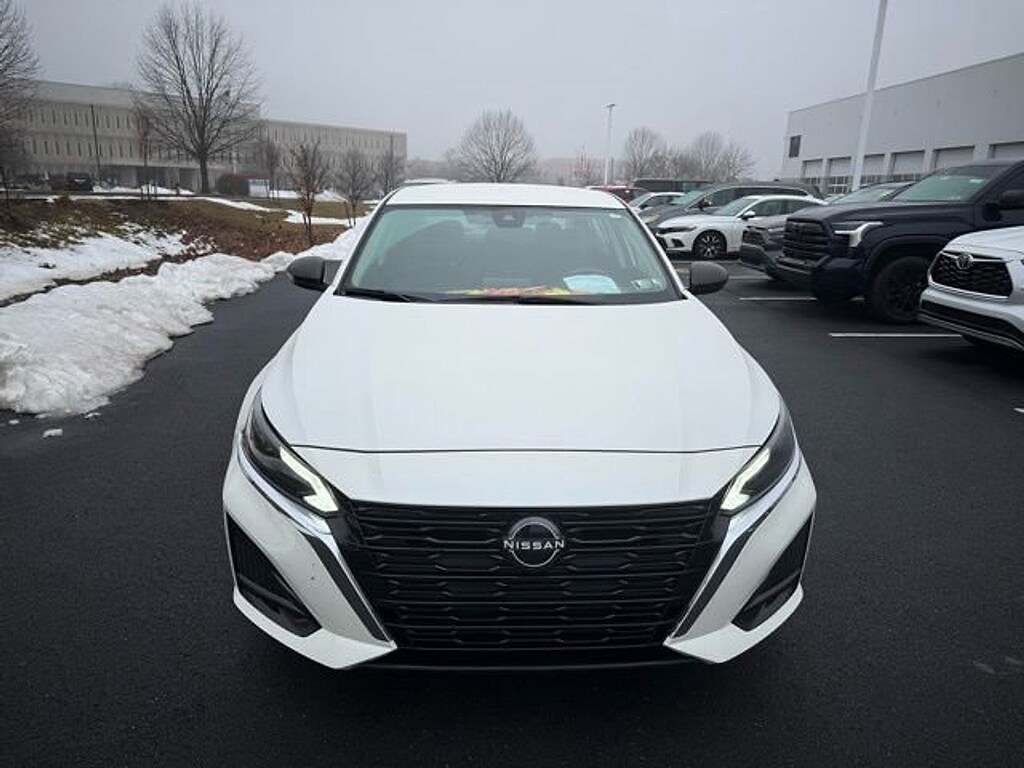 Used 2023 Nissan Altima 2.5 SV Sedan