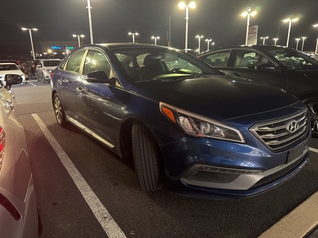 2017 Hyundai Sonata Sport photo 2