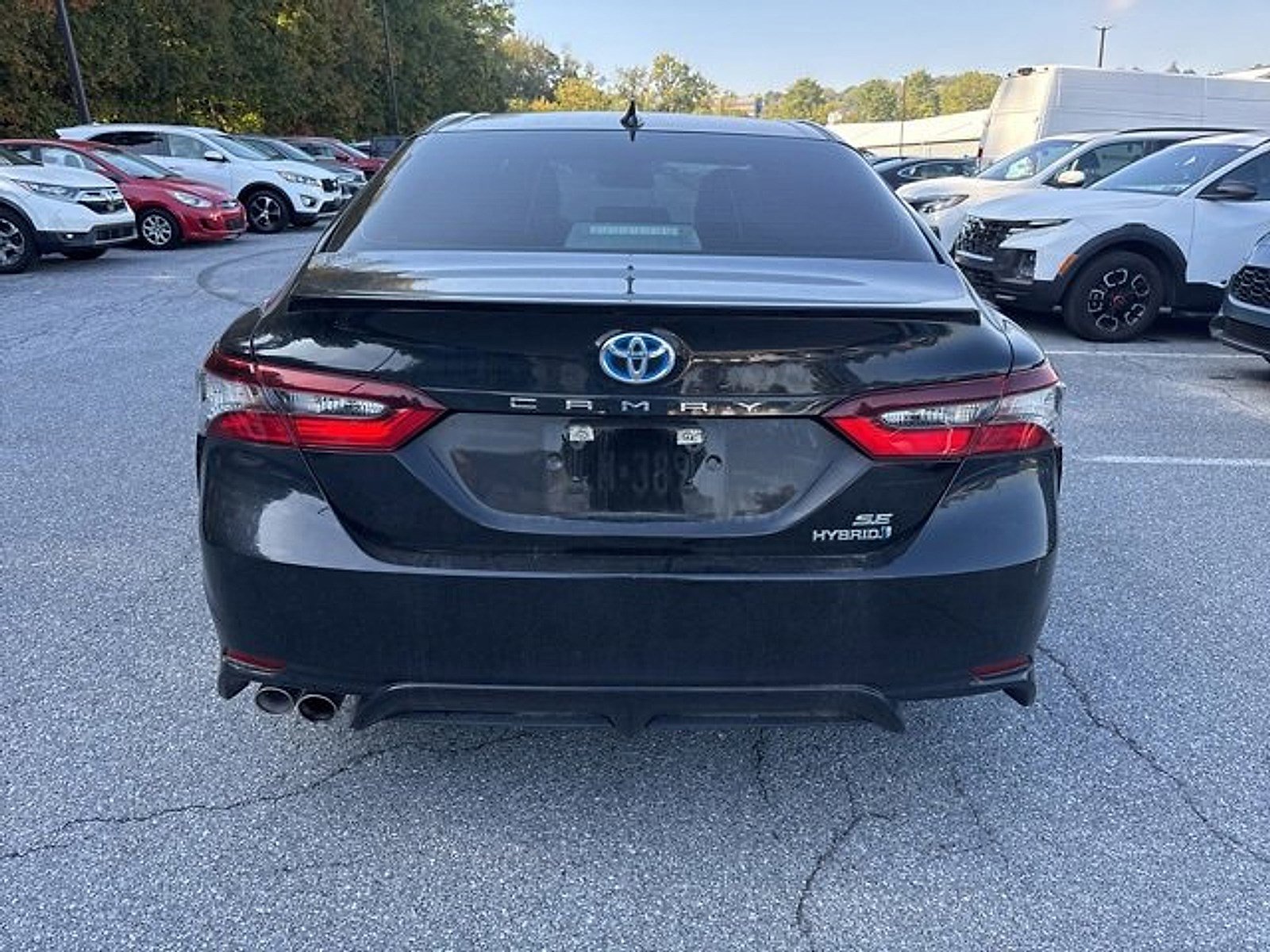 2022 Toyota Camry Hybrid SE photo 4