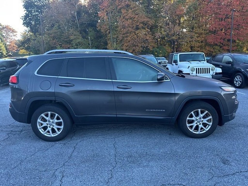 Used 2017 Jeep Cherokee Latitude Latitude 4x4