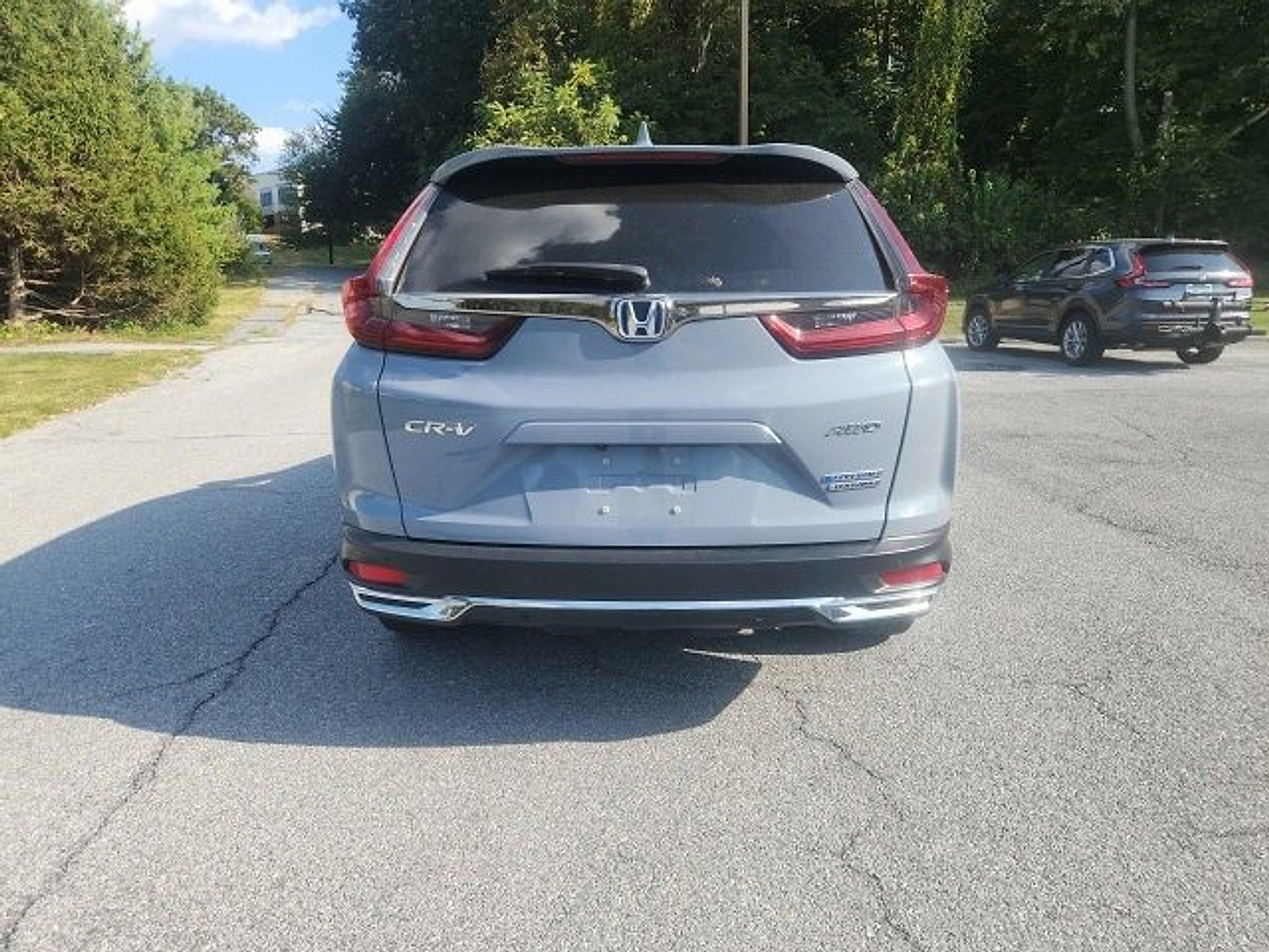 2022 Honda CR-V Hybrid Touring photo 3