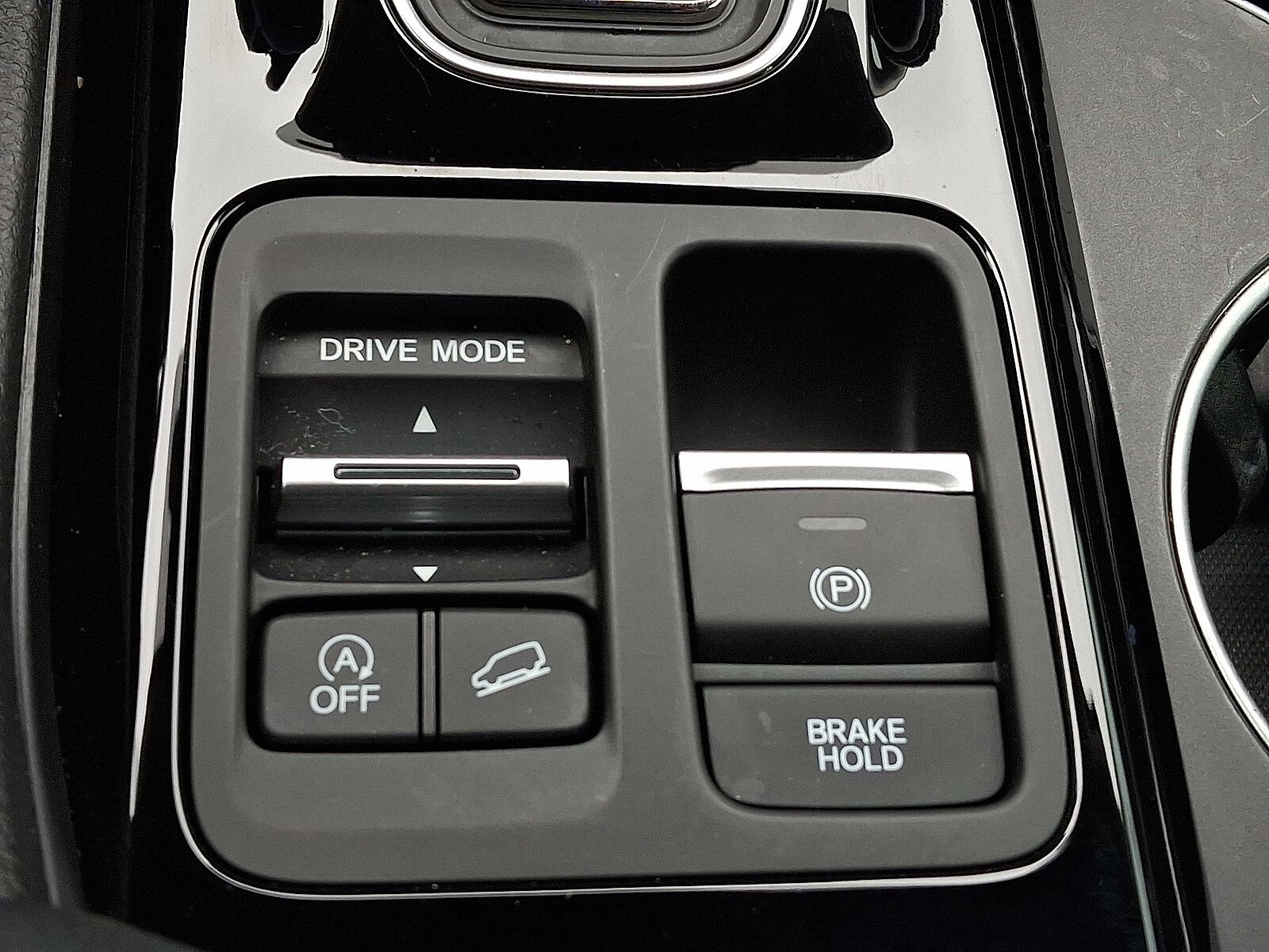 2025 Honda Pilot Touring - Photo 25