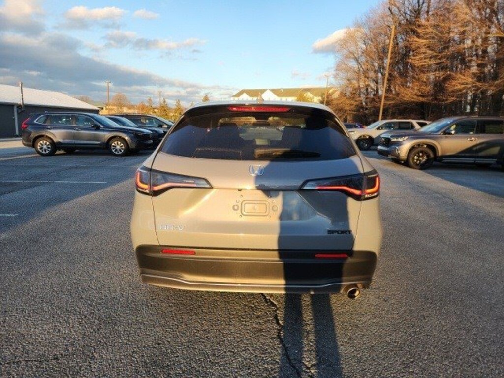 Certified 2023 Honda HR-V Sport Sport 2WD CVT