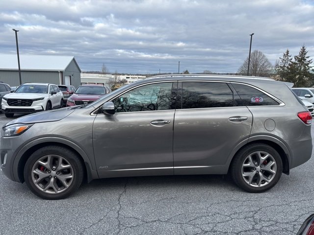 2016 Kia Sorento SX photo 2