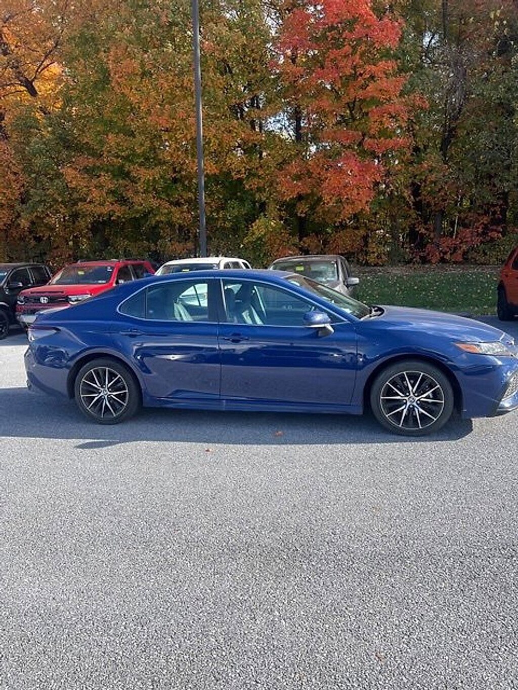 Used 2024 Toyota Camry SE SE Auto