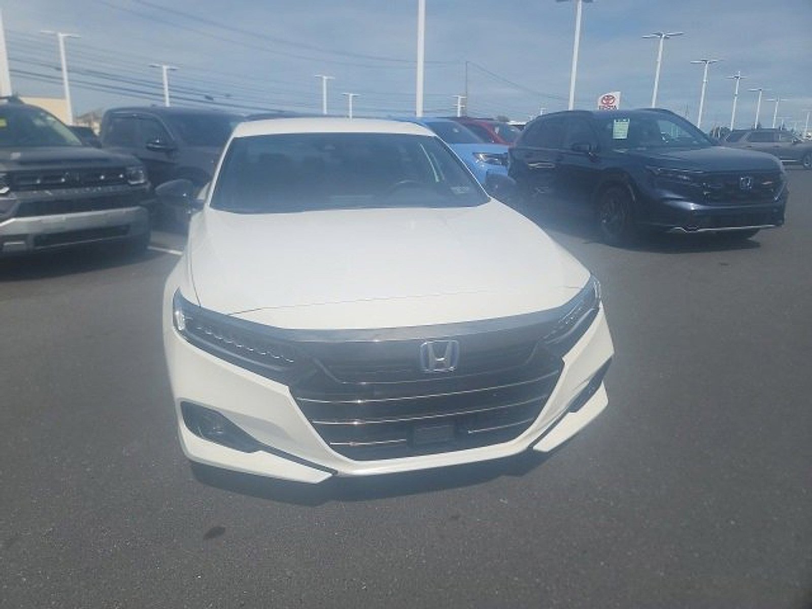 2022 Honda Accord Hybrid Sport photo 3