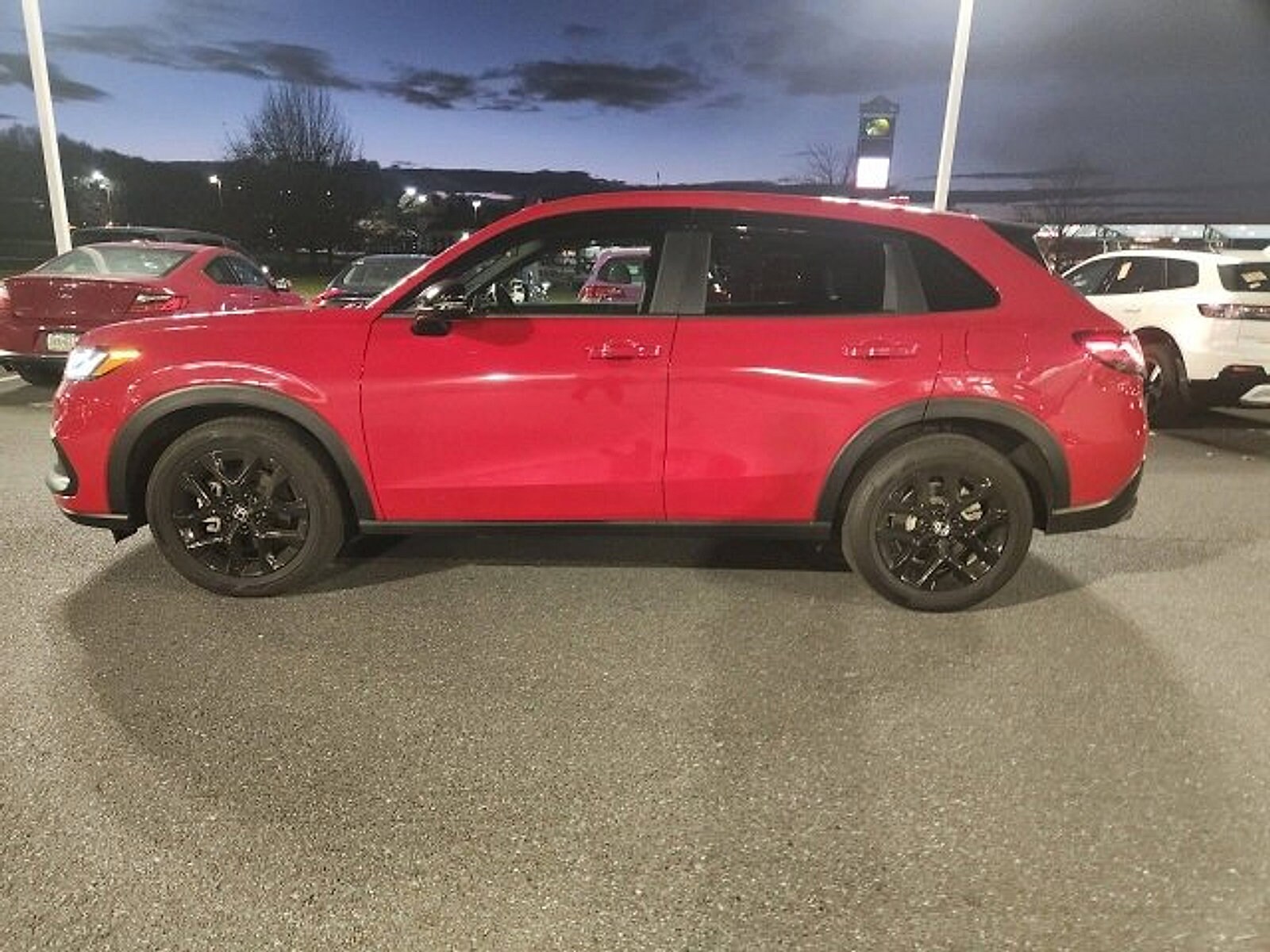 2025 Honda HR-V Sport photo 2