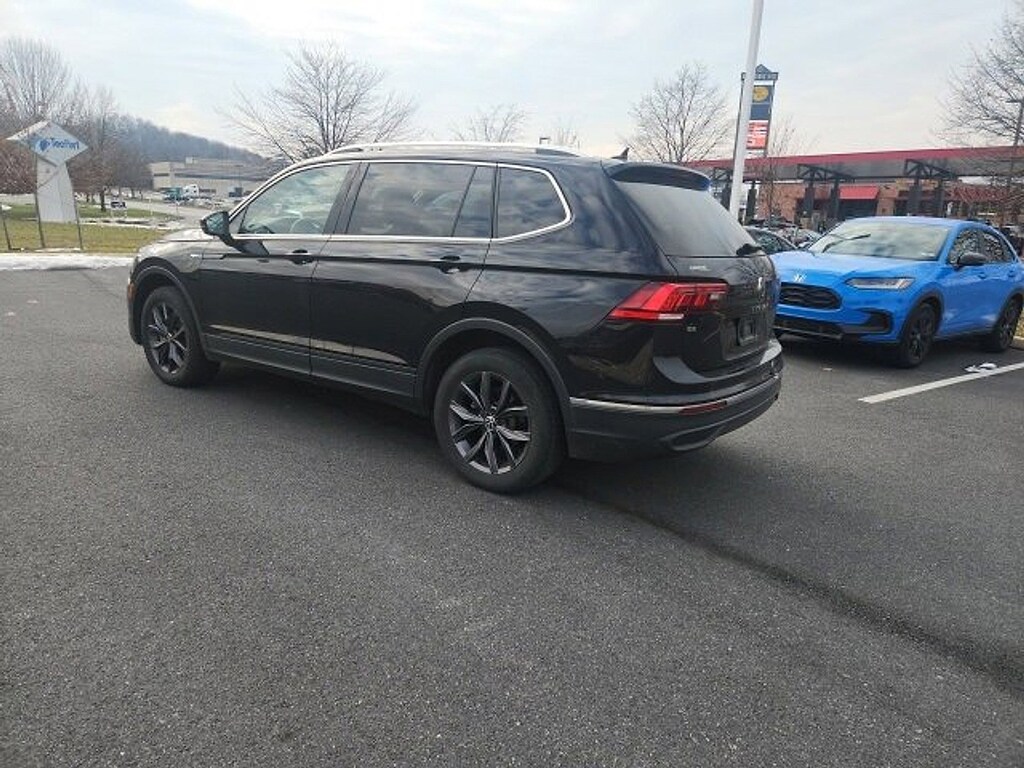 Used 2022 Volkswagen Tiguan SE 2.0T SE 4MOTION