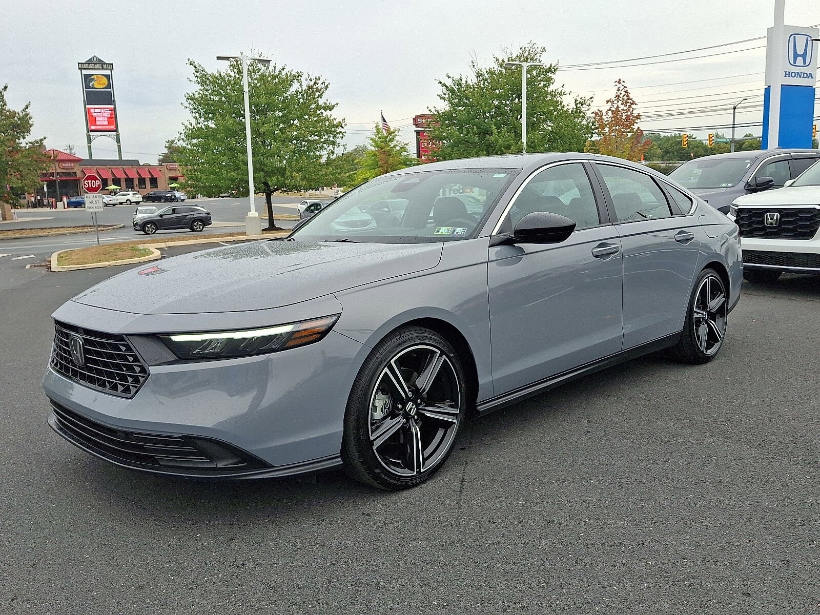 2025 Honda Accord Hybrid Sport photo 3