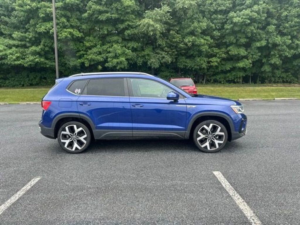 Used 2022 Volkswagen Taos SEL SEL 4MOTION