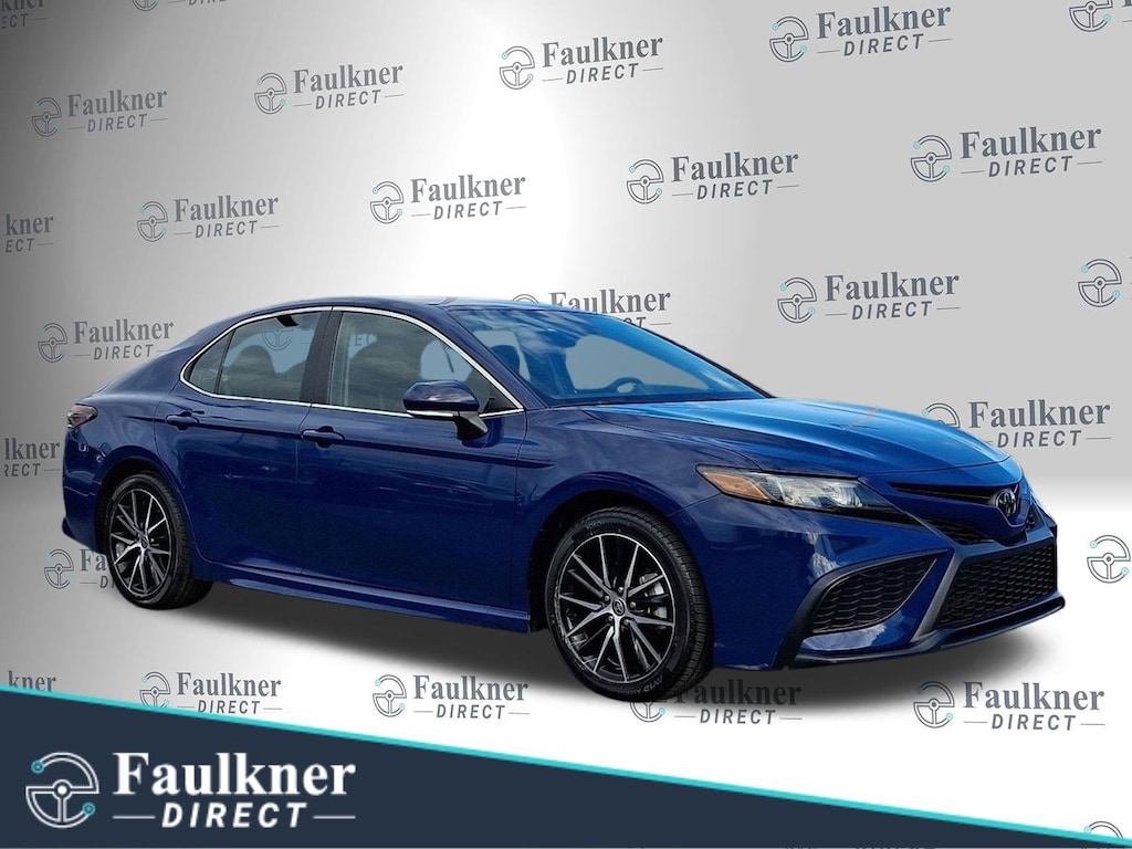 Used 2024 Toyota Camry SE SE Auto