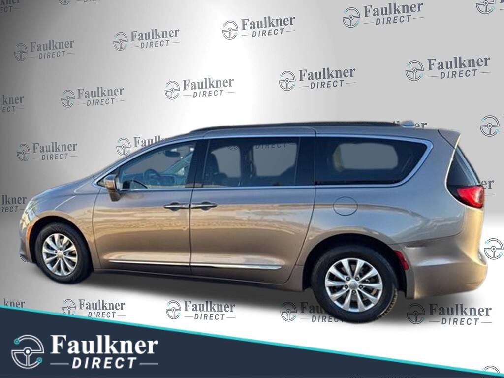Used 2017 Chrysler Pacifica Touring-L Touring-L FWD