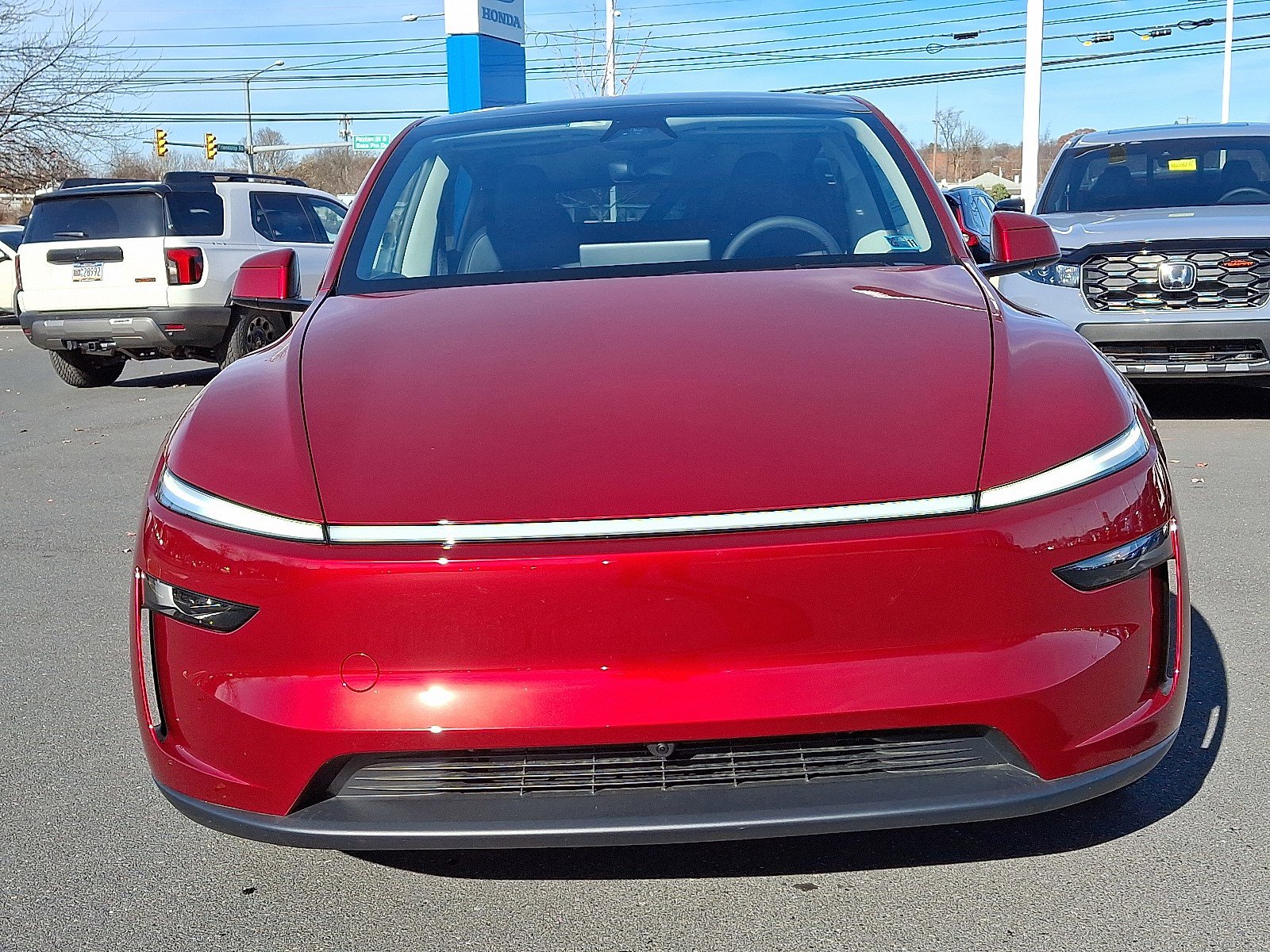 2026 Tesla Model Y photo 2