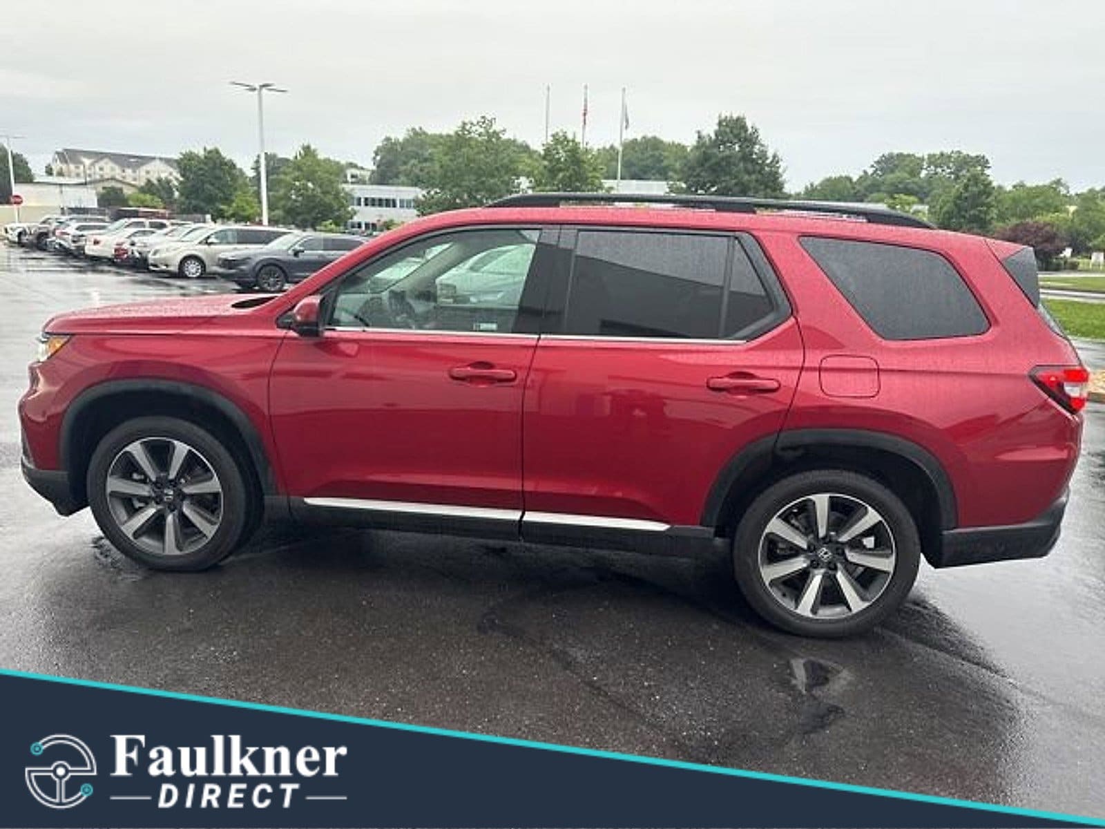 2025 Honda Pilot Touring AWD's photo