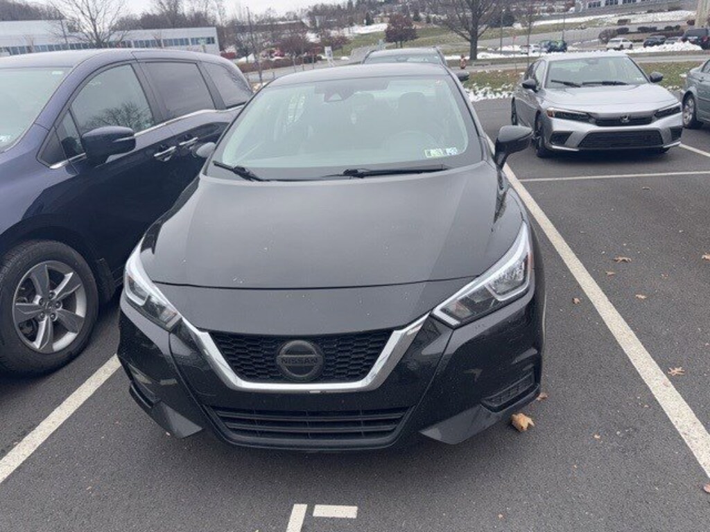 Used 2020 Nissan Versa SV SV CVT