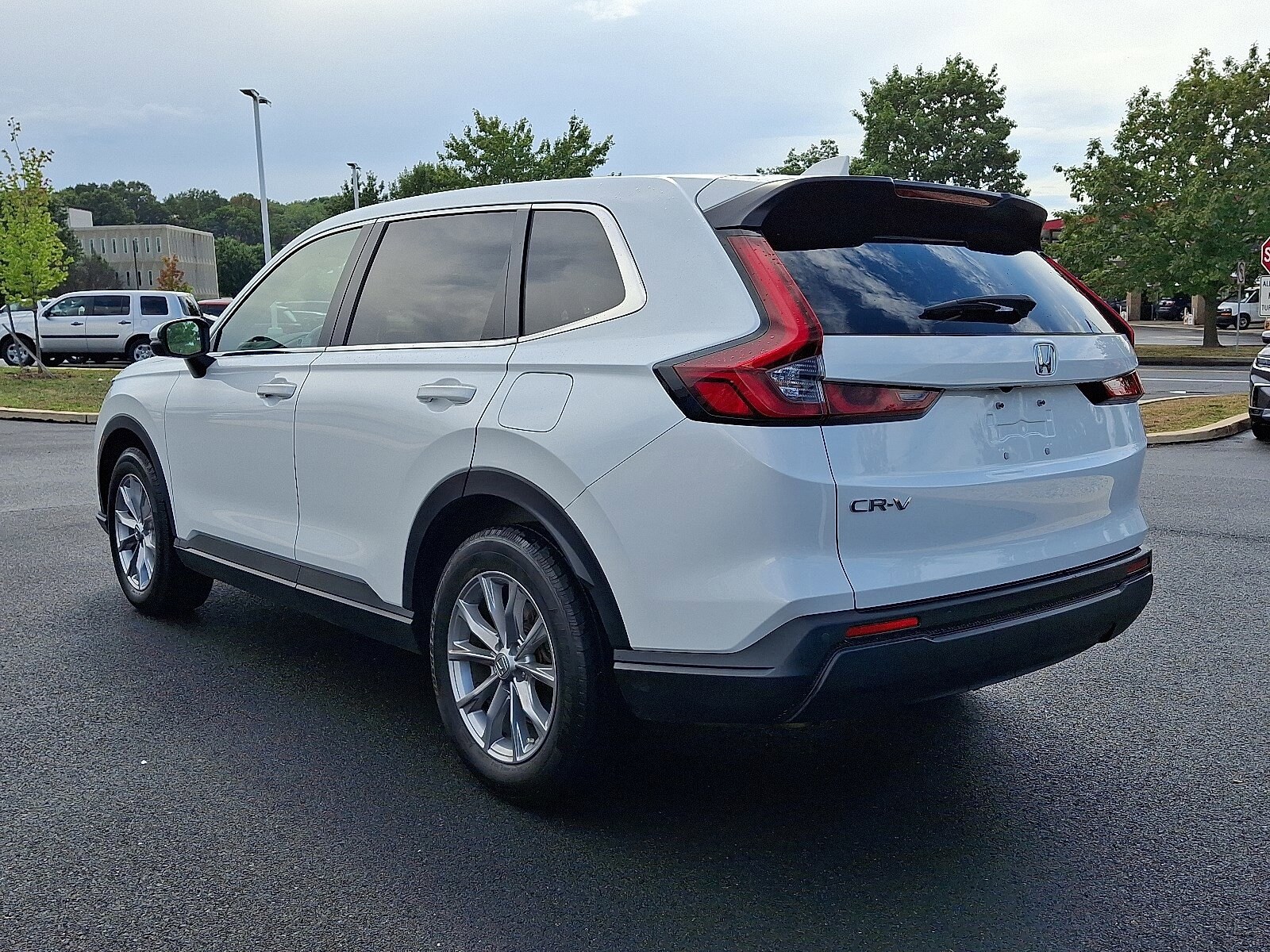 2023 Honda CR-V EX-L photo 4