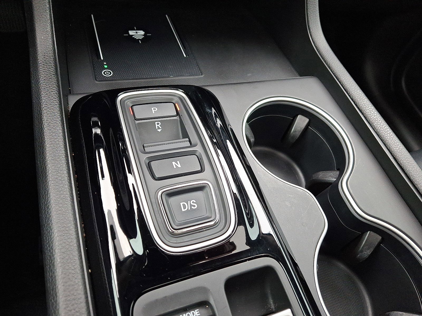 2025 Honda Pilot Touring - Photo 16