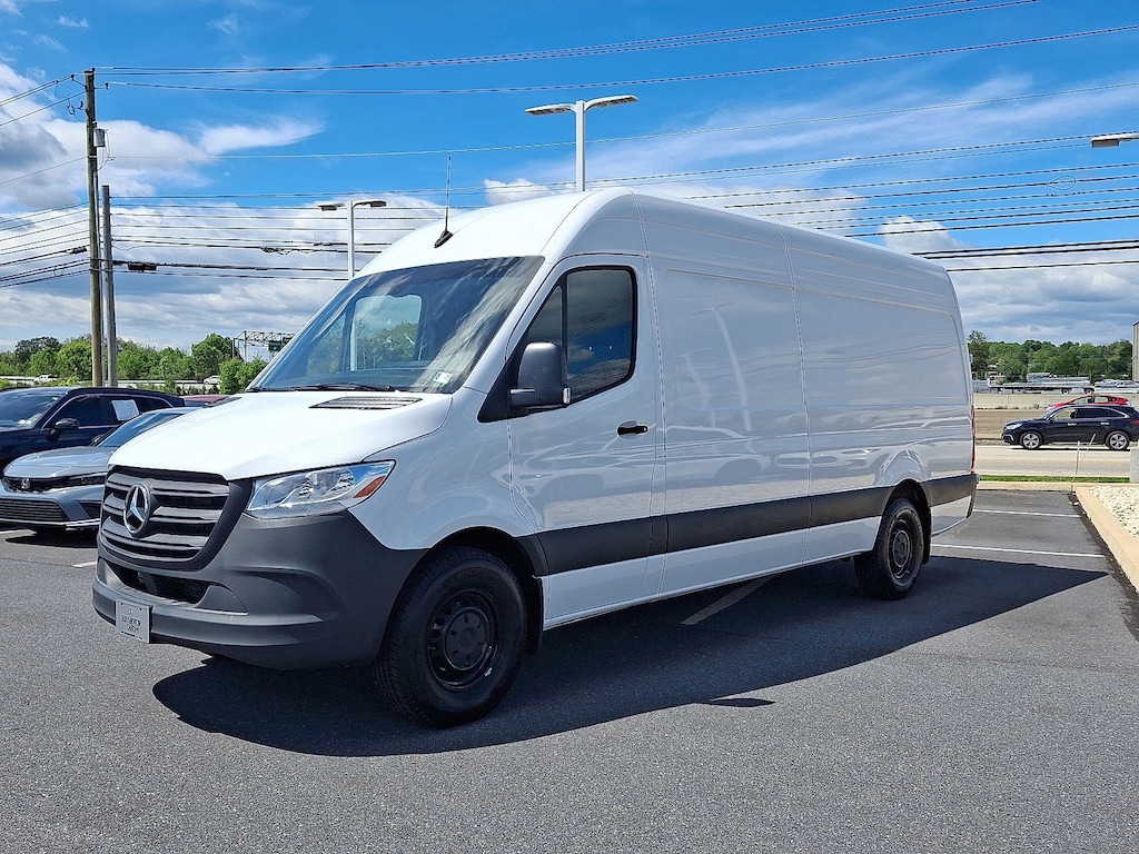 Used 2024 Mercedes-Benz Sprinter Crew Van Crew 170 WB 2500 High Roof I4 Diesel 170 RWD