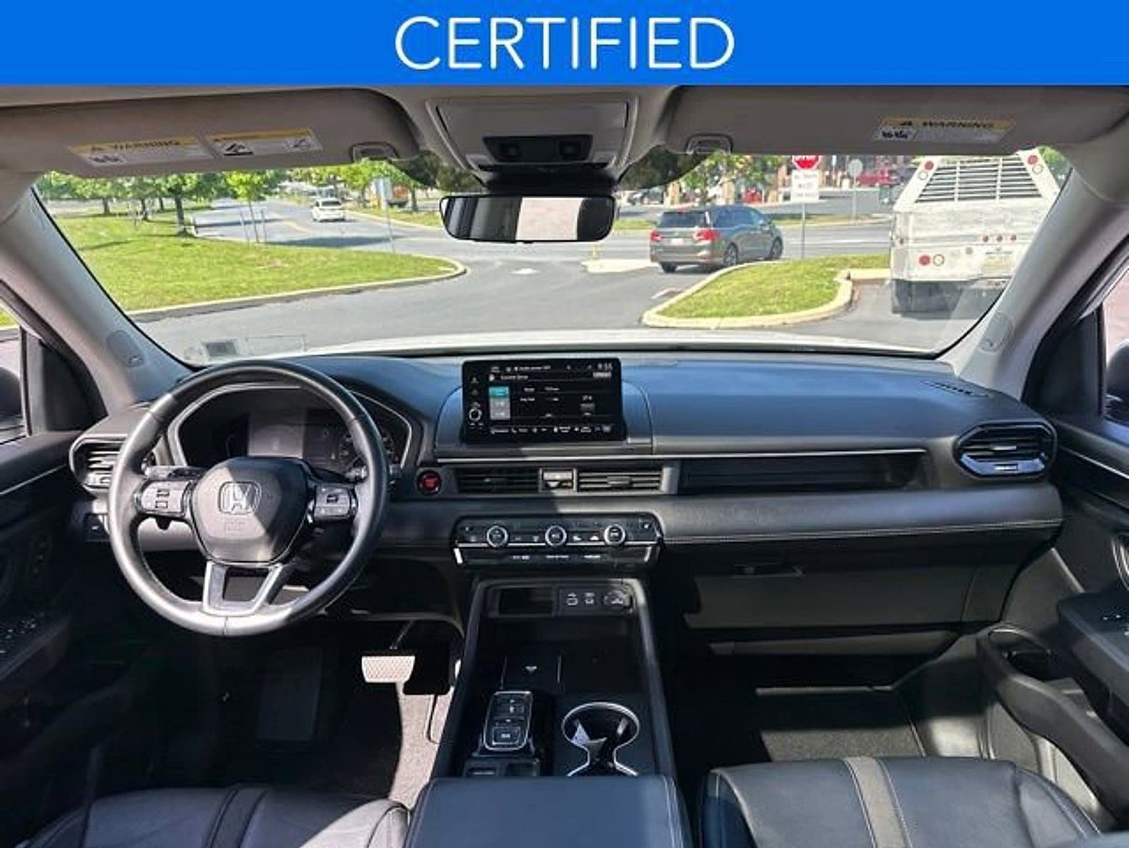 2023 Honda Pilot Touring - Photo 22