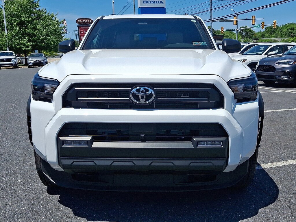 Used 2025 Toyota 4Runner SR5 SR5 4WD