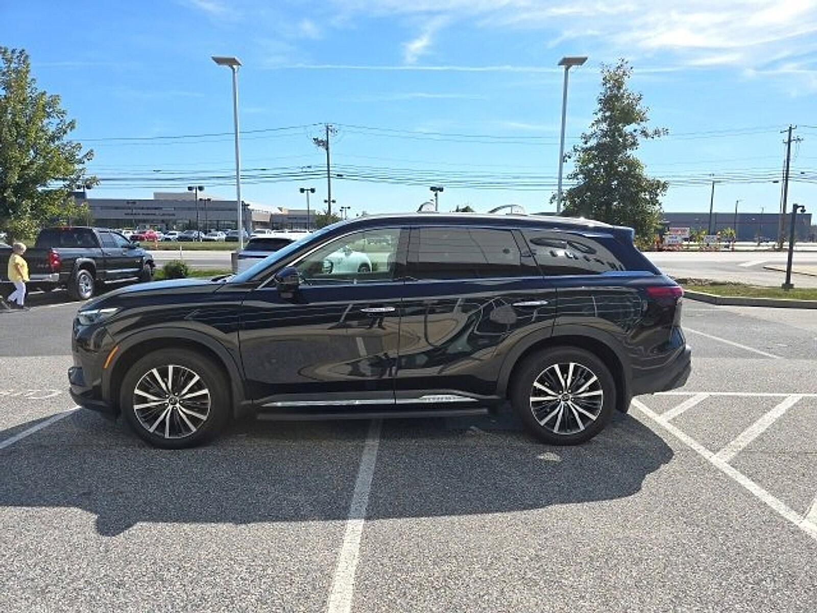 2025 Infiniti QX60 Sensory AWD photo 4