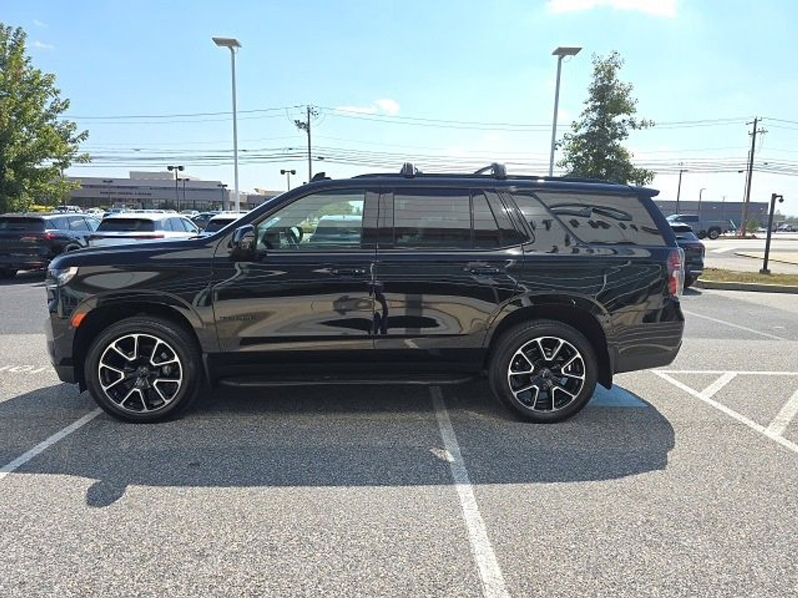 2024 Chevrolet Tahoe RST photo 3