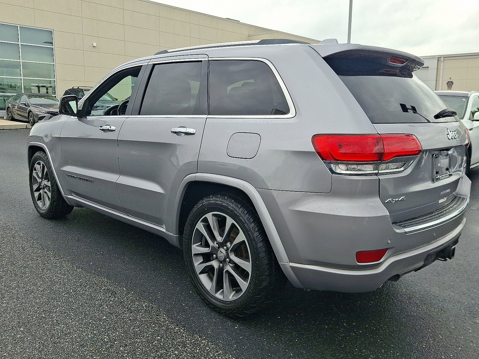 2020 Jeep Grand Cherokee Overland photo 4