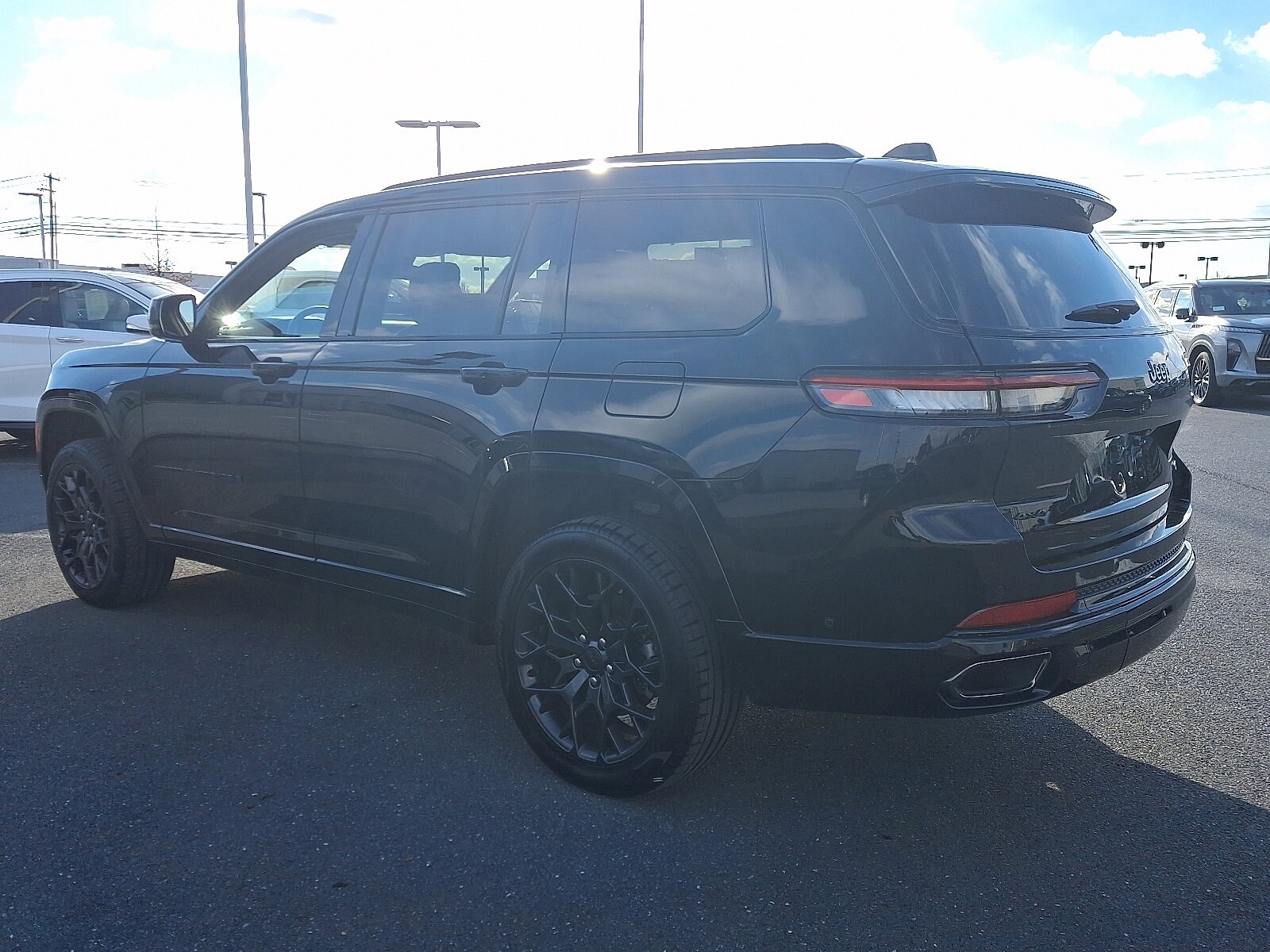 2024 Jeep Grand Cherokee L Summit Reserve photo 2