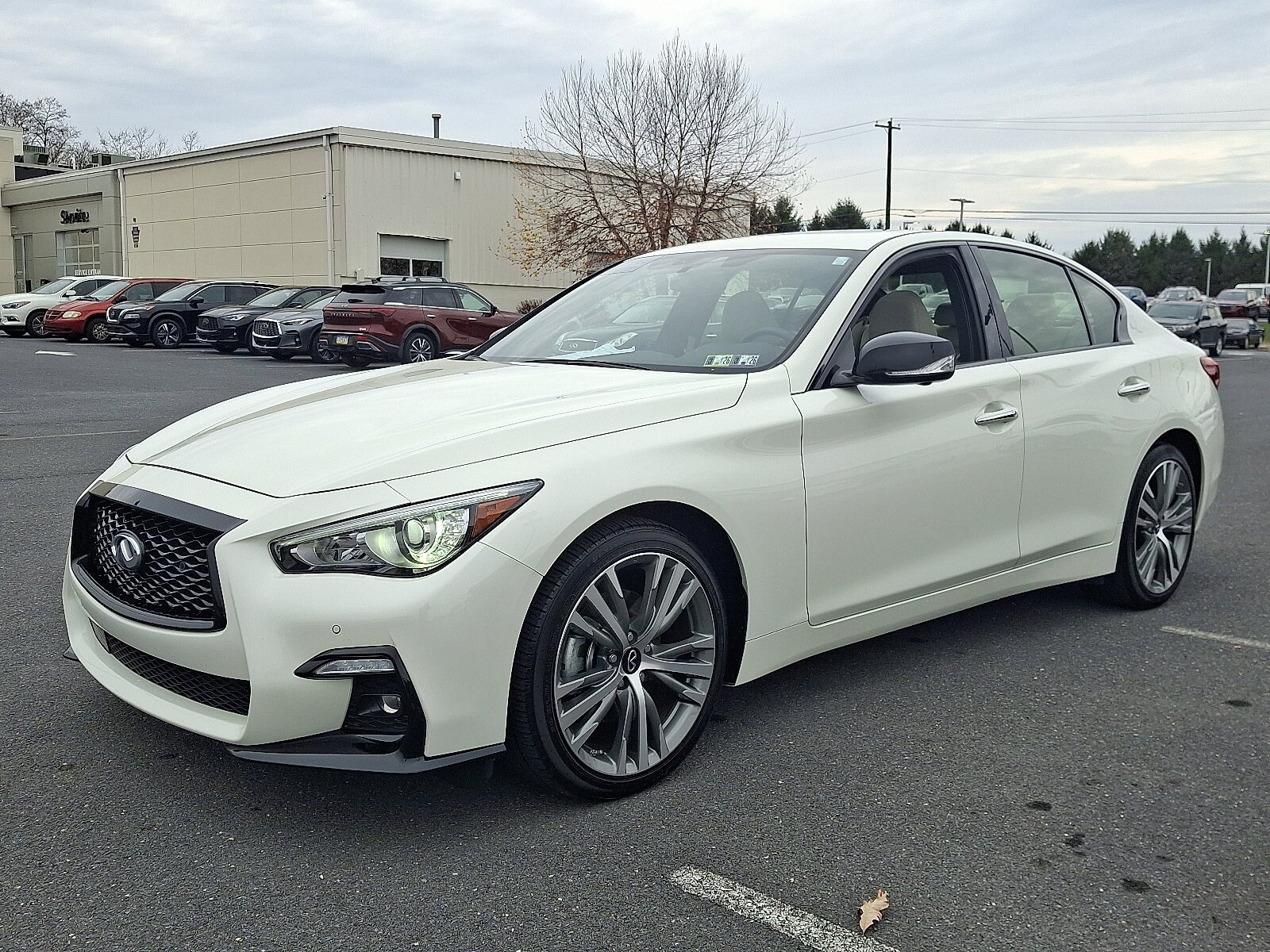2023 Infiniti Q50 Sensory AWD photo 3