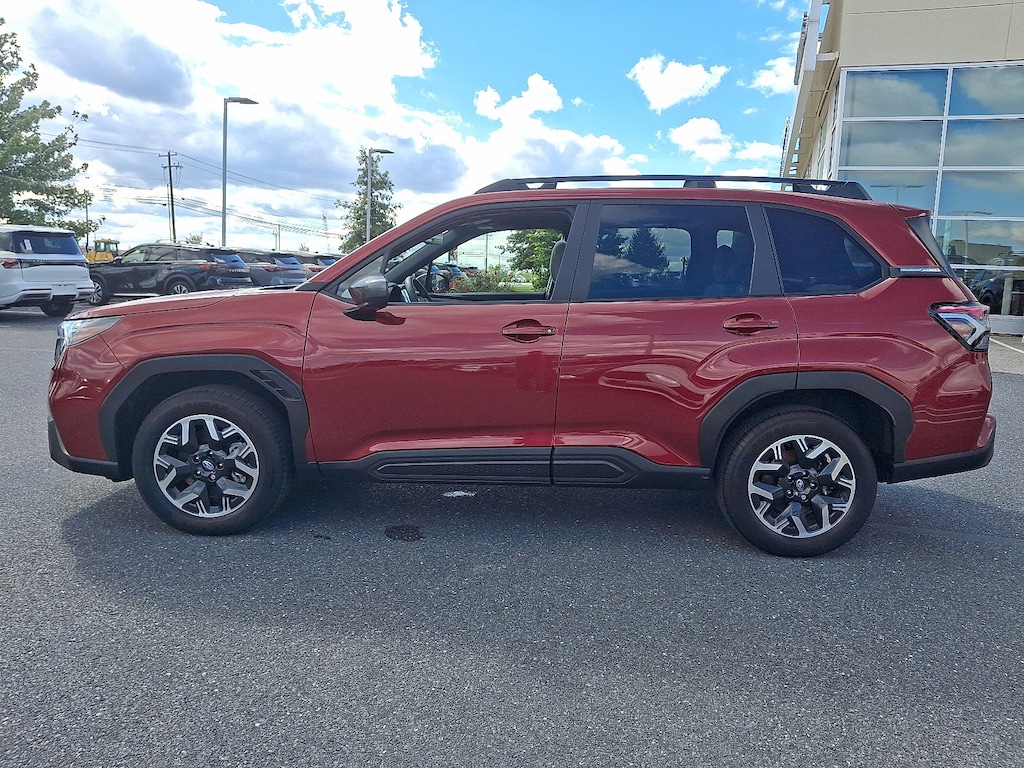 Used 2025 Subaru Forester Premium Premium AWD