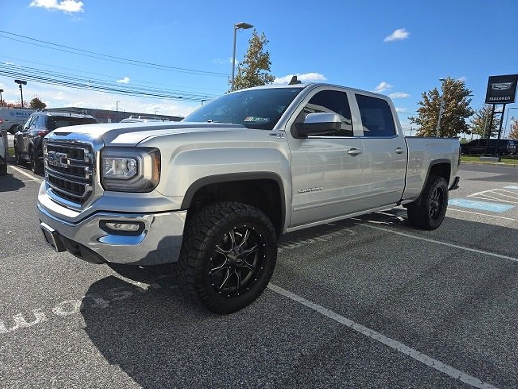 Used 2018 GMC Sierra 1500 SLE 4WD Crew Cab 153.0 SLE